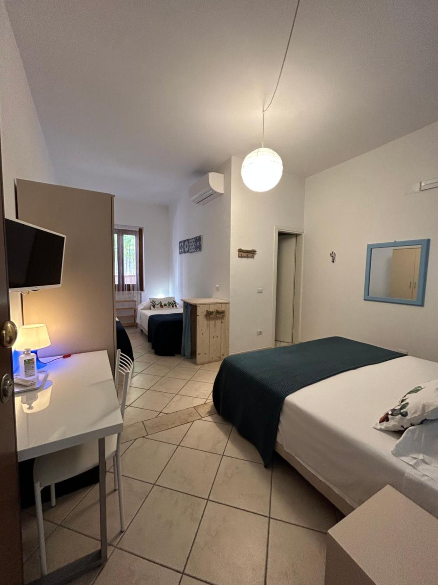 Arcobaleno Tropea Centro Bed & Breakfast Bagian luar foto