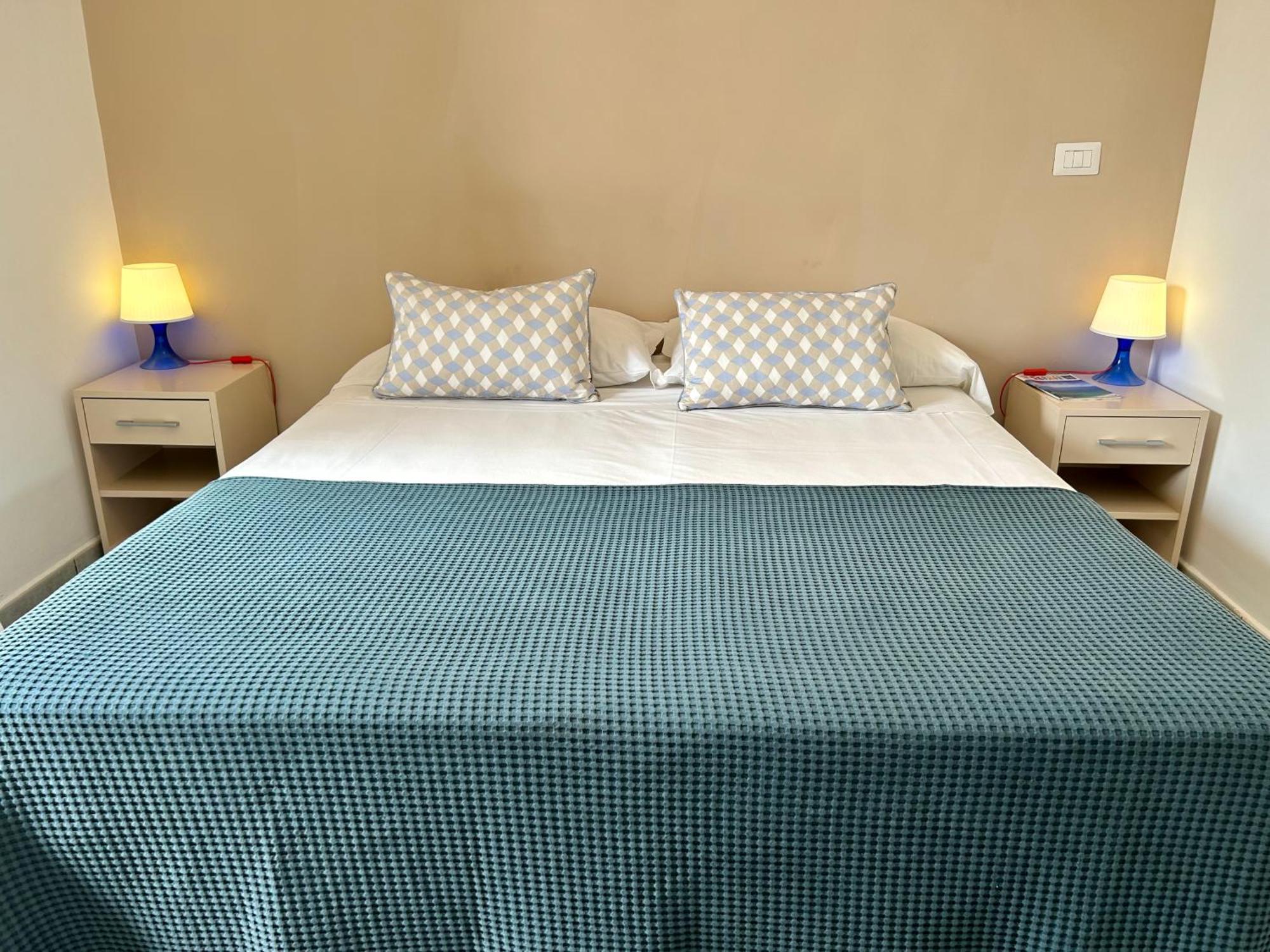 Arcobaleno Tropea Centro Bed & Breakfast Bagian luar foto