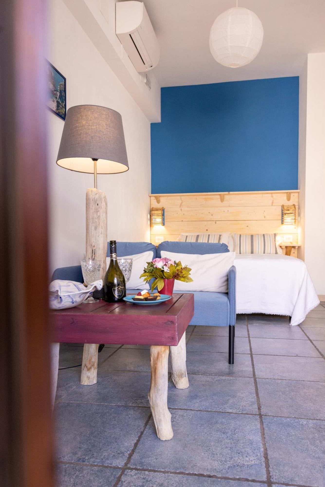 Arcobaleno Tropea Centro Bed & Breakfast Bagian luar foto