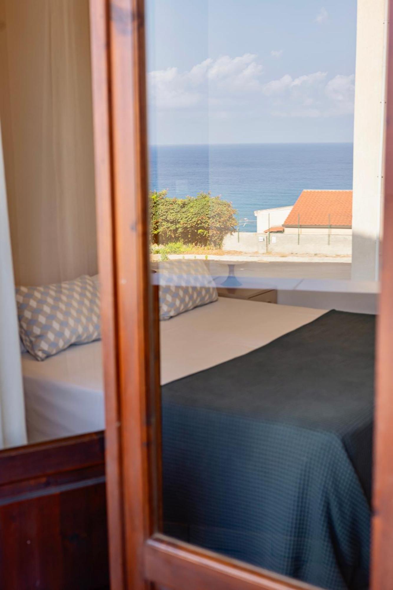 Arcobaleno Tropea Centro Bed & Breakfast Bagian luar foto