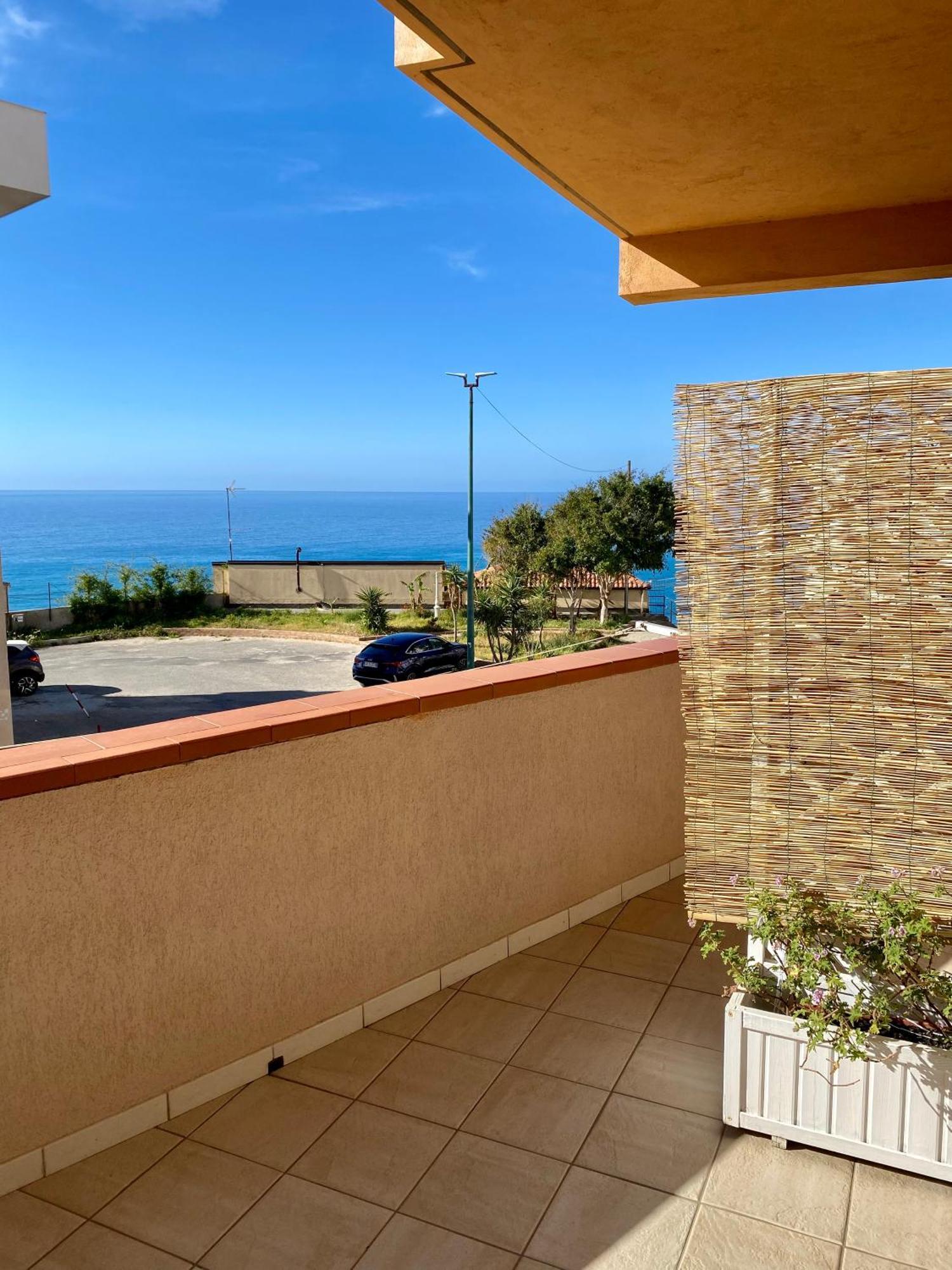 Arcobaleno Tropea Centro Bed & Breakfast Bagian luar foto